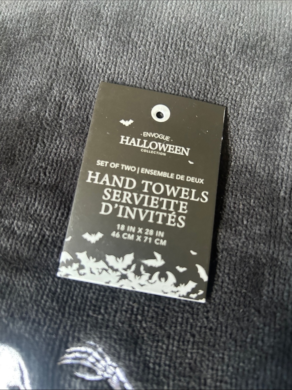 NWT Black Skeleton Ballerina Hand Towels- Envogue - Picture 3 of 3
